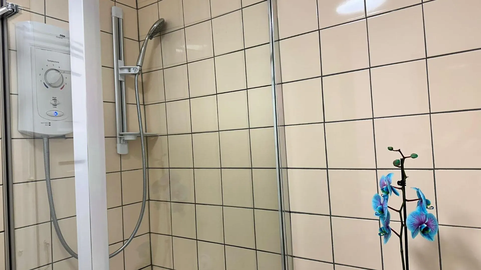 1 Bedroom Flat By Haggerston Station London