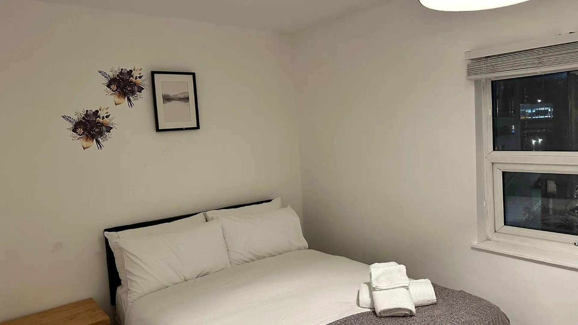 1 Bedroom Flat By Haggerston Station London United Kingdom